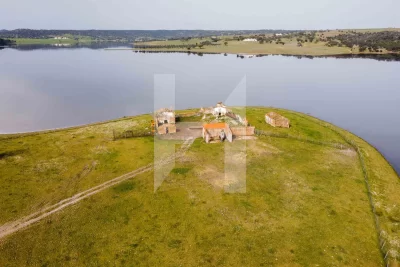 Farm for sale in Alcácer do Sal and Santa Susana